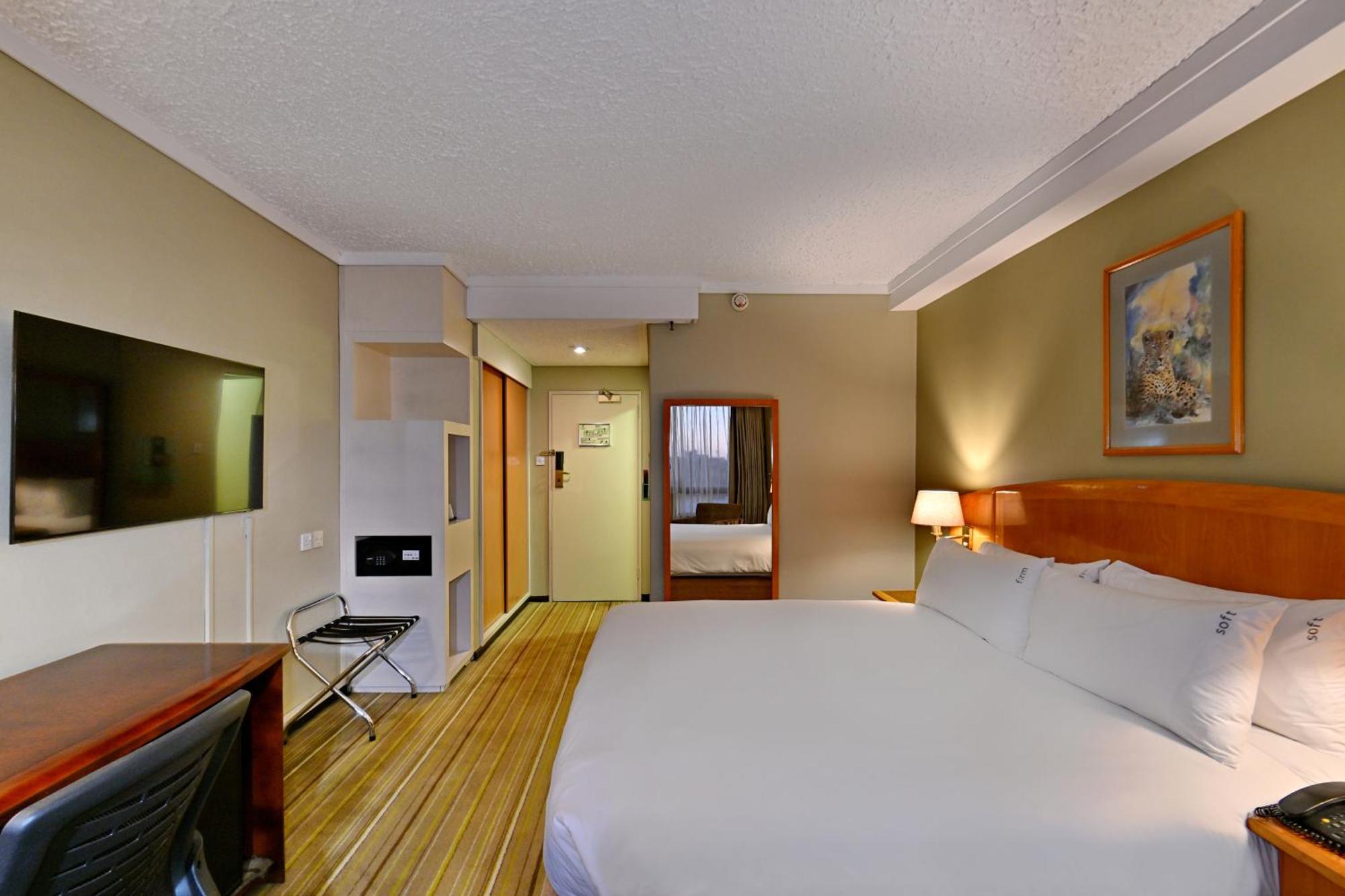 Holiday Inn - Harare By Ihg Eksteriør billede