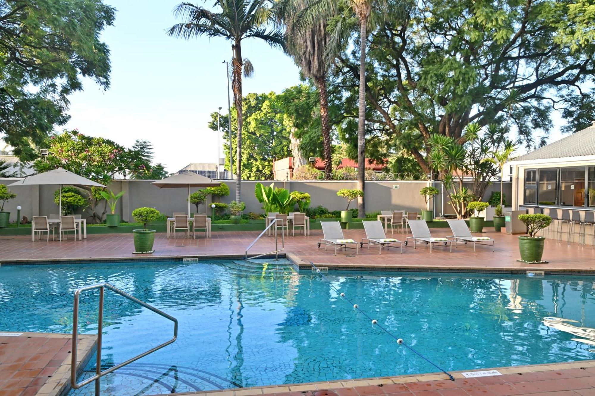 Holiday Inn - Harare By Ihg Eksteriør billede